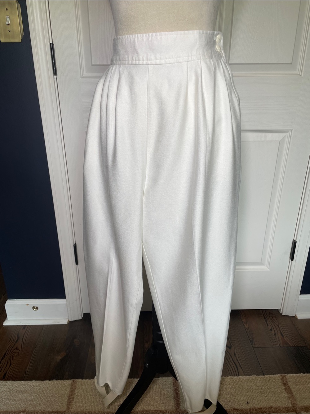 Vintage 80s Barrie Stephens Ivory High Rise Pleated Stirrup Trousers